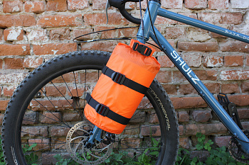 Велосумка Protect на вилку (Оранжевый) Велосумка Protect на вилку (Оранжевый)