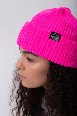 Шапка MountainMan вязаная (Розовый)
